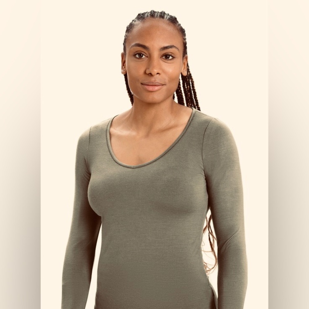 🫶🏻George-beautiful earth green top